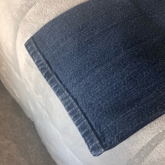 Pre-Owned. In excellent condition. Size 30. Miss Me jeans. - Picture 10 of 15
